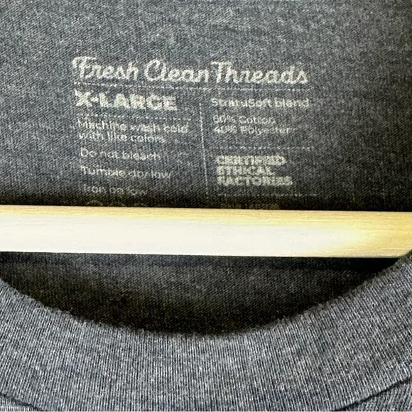Fresh Clean Threads Slate Crew Neck Short Sleeve TShirt - XL - Picture 3 of 3